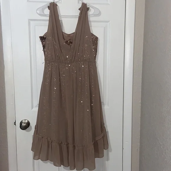 COPY - Jessica Simpson Surplice Sequin Dress - Picture 9 of 10